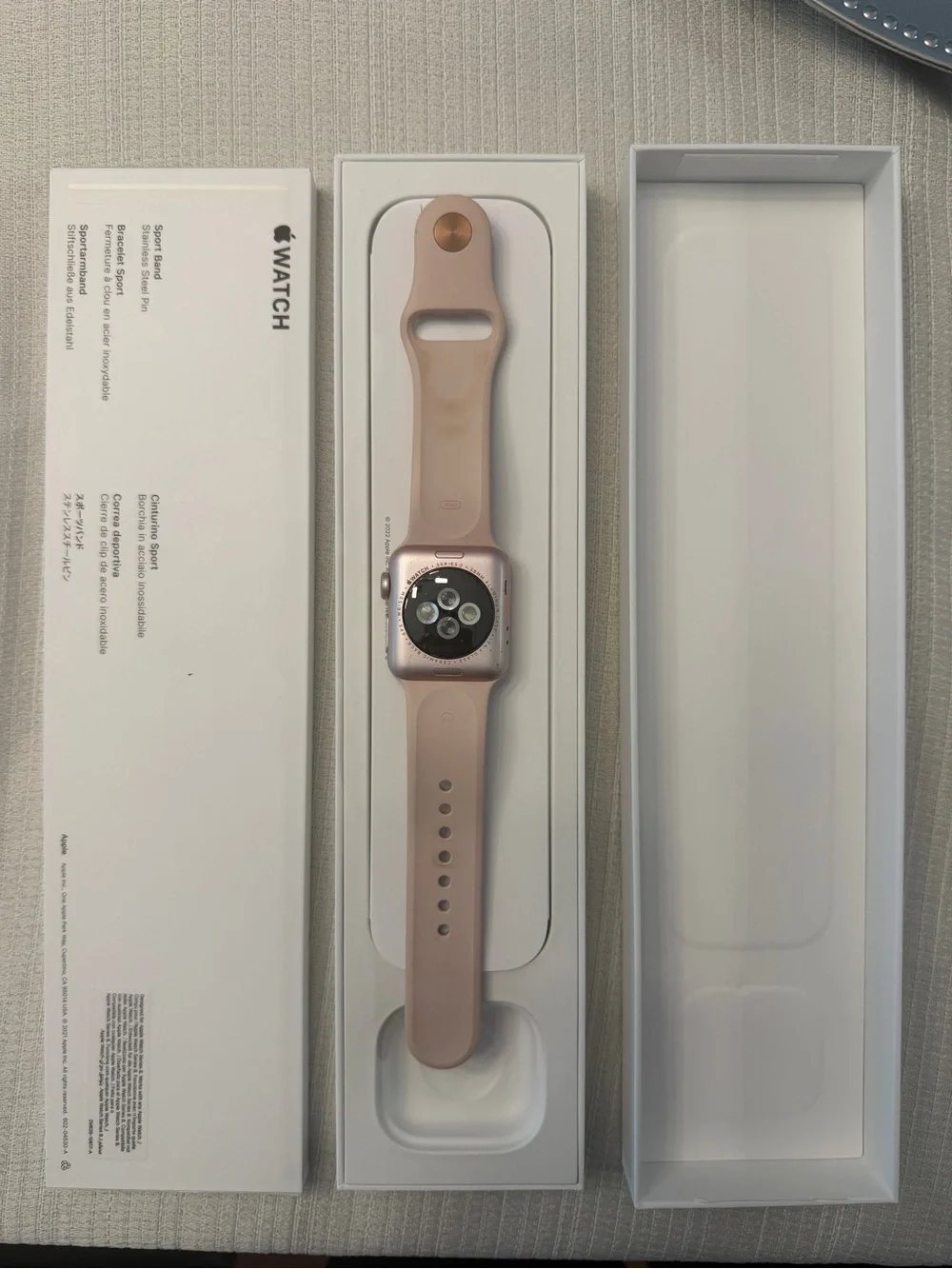 Apple Watch Series 2, 38 MM Pink Sport Band